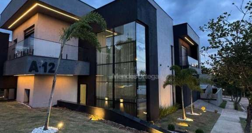 Casa com 3 dormitórios à venda, 270 m² por R$ 2.200.000,00 - Cajuru do Sul - Sorocaba/SP