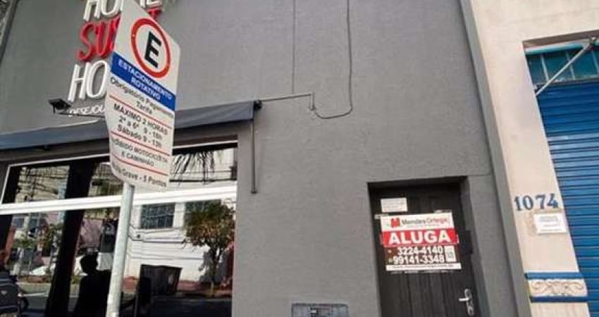 Casa com 3 dormitórios para alugar, 130 m² por R$ 2.180,00 - Centro - Sorocaba/SP