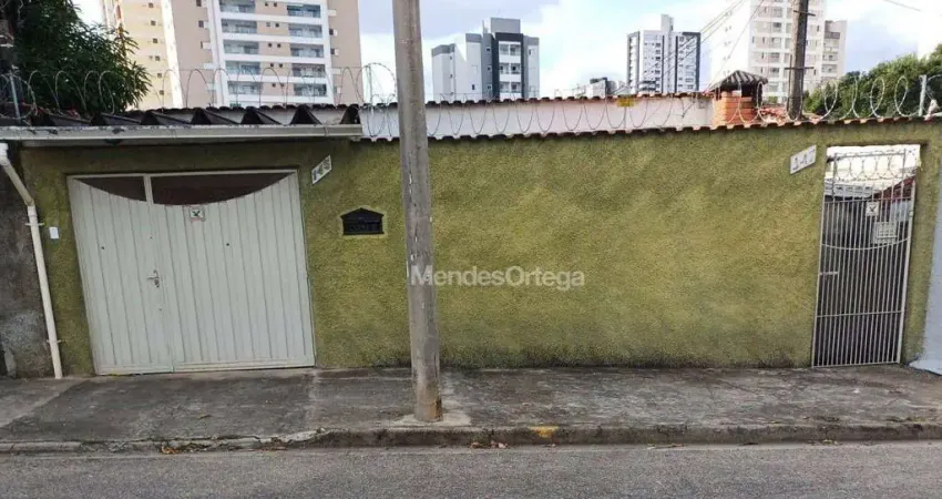 3 casas em um terreno de 600m² - Vila Jardini