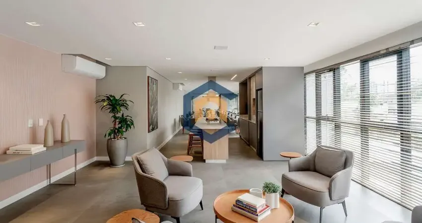 Apartamento novo com 1 suíte mais 1 quarto no bairro Anita Garibaldi em Joinville/SC