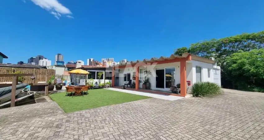 Casa com 4 quartos à venda na Rua Celeste Macedo, 160, Predial, Torres