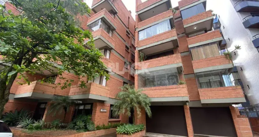 Cobertura perto das Quatro Praças em Torres RS