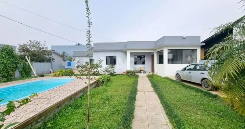 Casa com 3 quartos à venda na Rua Antônio Pereira Filho, 615, Igra Sul, Torres
