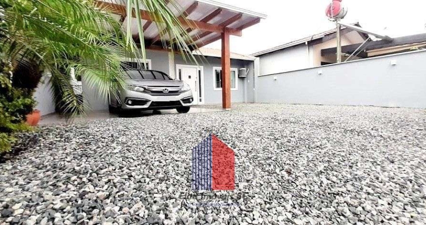 Casa com 3 dormitórios no Bairro Itinga