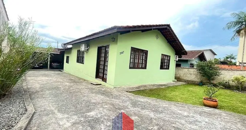 Casa com 3 quartos à venda na Servidão Santo Onofre, 2147, Itaum, Joinville
