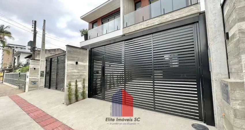 Casa com 3 quartos à venda na Rua Paraíba, 605, Anita Garibaldi, Joinville