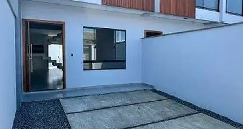 Casa com 3 quartos à venda na Rua Patrício Maia, 146, Guanabara, Joinville