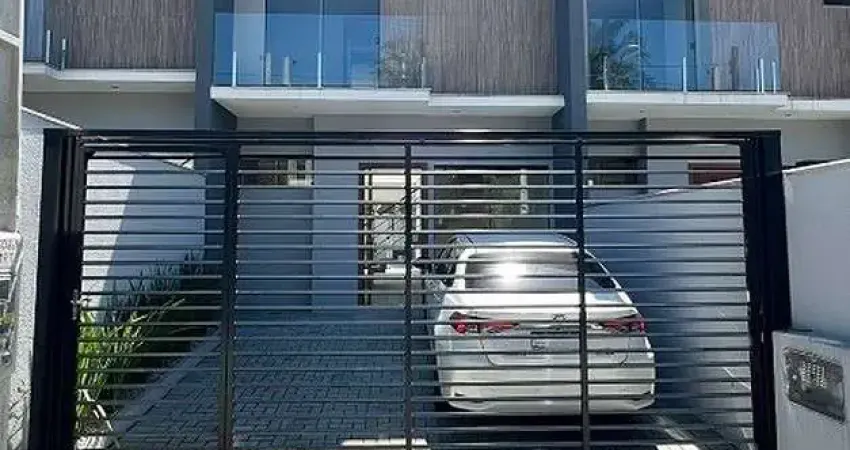 Casa com 3 quartos à venda na Rua Urubici, 495, Saguaçu, Joinville