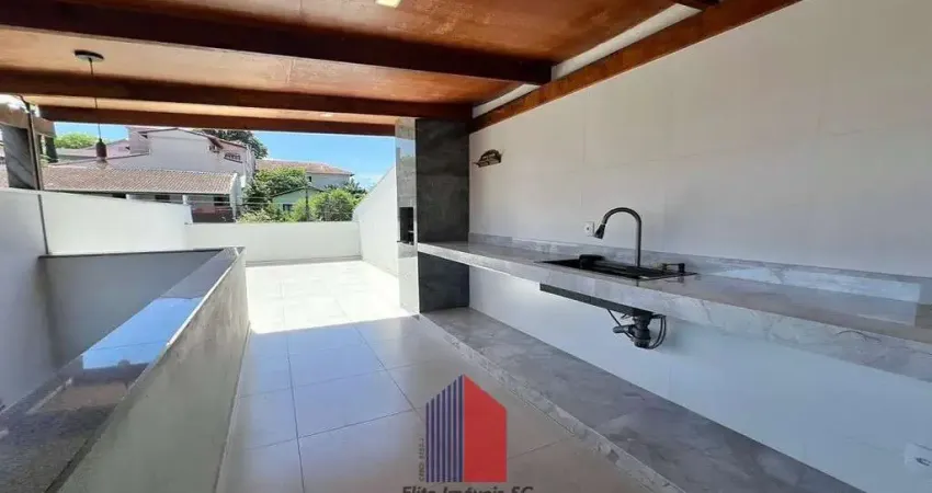 Casa com 2 quartos à venda na Rua dos Tabajaras, 267, Petrópolis, Joinville