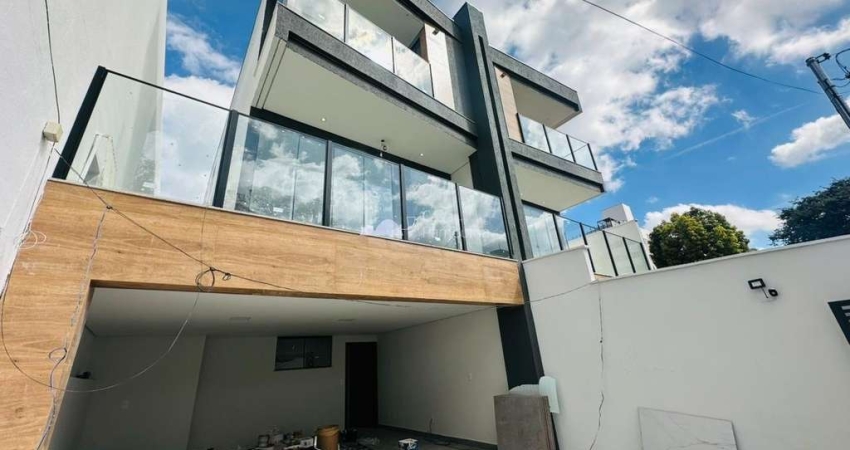 Casa com 3 quartos à venda no Planalto, Belo Horizonte 