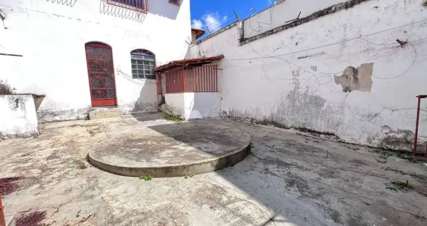 Casa com 4 quartos à venda na Santa Amélia, Belo Horizonte 