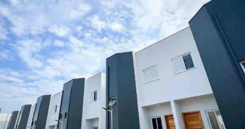 Sobrado à venda, 70 m² por R$ 380.000,00 - Rio do Ouro - Caraguatatuba/SP