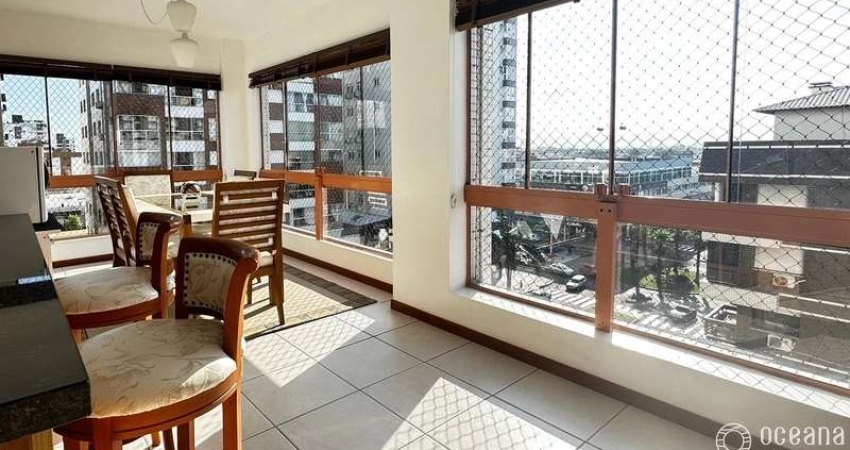 APARTAMENTO DE 02 DORMITÓRIOS E 02 VAGAS DE GARAGEM!