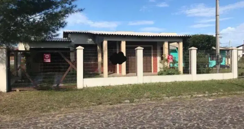 Casa com 3 quartos à venda na Zona Norte, Capão da Canoa 