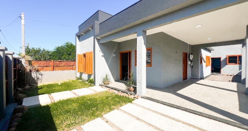 Casa localizada em Capão Novo Village
