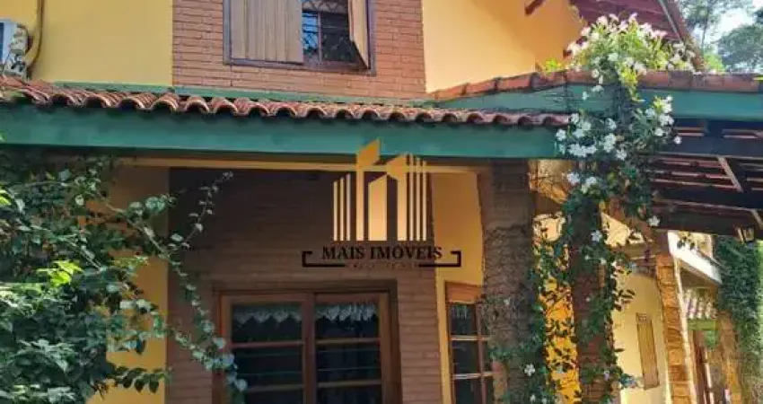 Sobrado com 4 dormitórios (2 suítes)  e casa na árvore no Horto Florestal por R$ 2.600.000,00