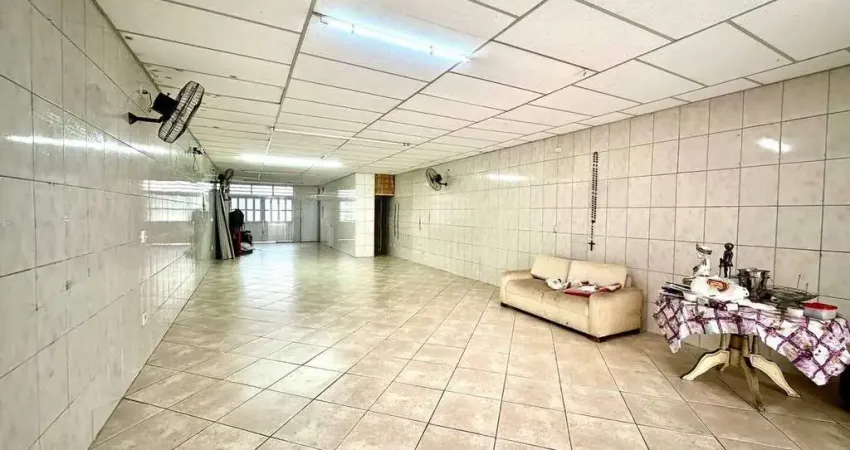 Casa à venda em Vila Mathias, Santos – 3 dormitórios, 2 suítes, 8 vagas, 220 m²