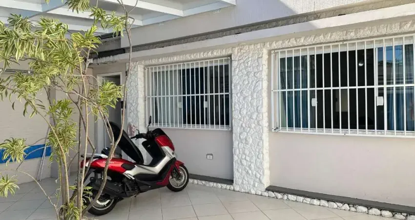 Casa Comercial à venda em Ponta da Praia, Santos – 231m², 4 quartos, 2 vagas