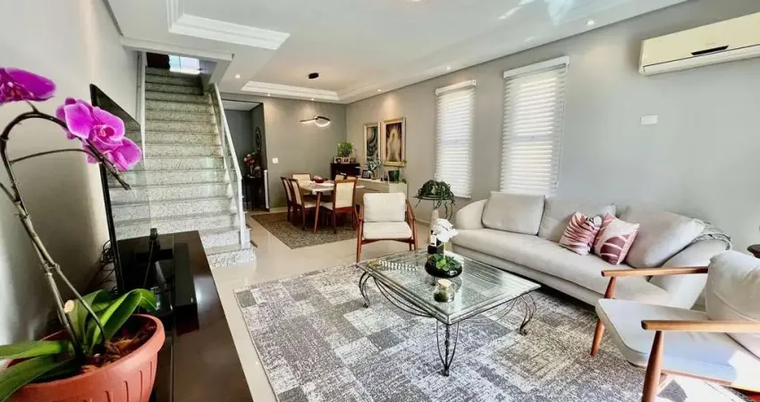 Imperdível casa de luxo à venda em Santos-SP, no Boqueirão, com 4 quartos, 4 suítes e 268m² de área!