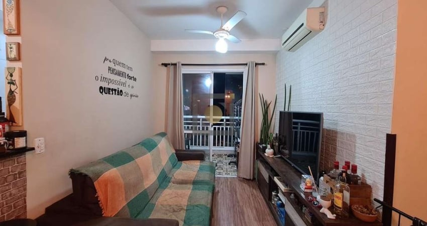 Apartamento à venda em Santos-SP, Marapé: 2 quartos, 1 suíte, 1 sala, 2 banheiros, 1 vaga