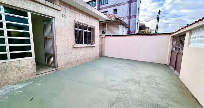 Casa com 3 quartos à venda na Rua Comendador Alfaia Rodrigues, 658, Ponta da Praia, Santos