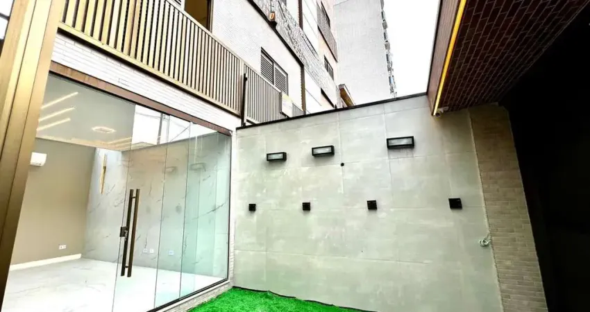 Casa com 4 quartos, Campo Grande, Santos - R$ 3.19 mi, Cod: 2524