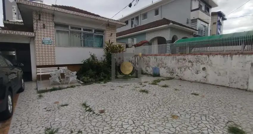 Casa com 3 quartos à venda na Rua Doutor Carvalho de Mendonça, 461, Vila Belmiro, Santos