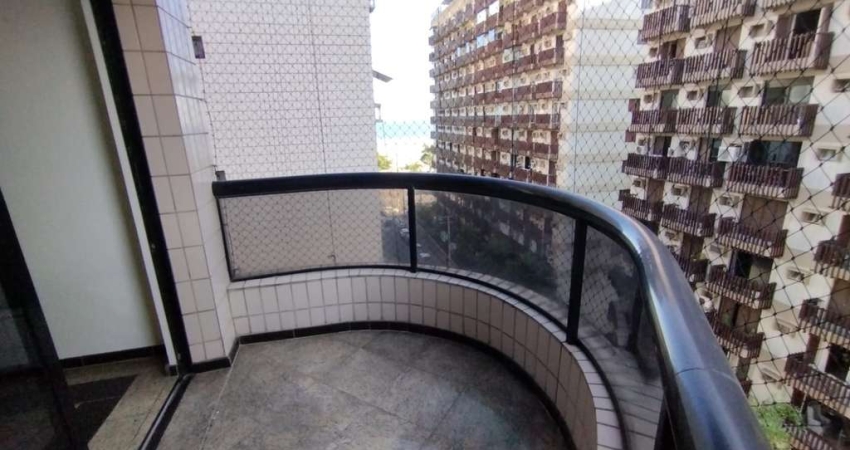 Apartamento 3 quartos, 1 suíte na Pompeia em Santos. Oportunidade única a poucos passos da praia!