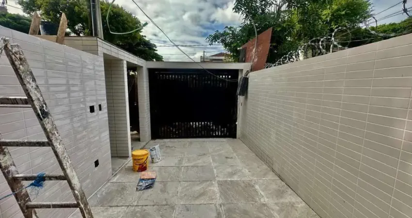 Casa com 2 quartos à venda na Rua José Gonçalves da Mota Jr., 80, Vila Belmiro, Santos