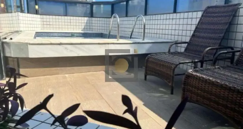 Cobertura duplex à venda em Santos ? Ponta da Praia
