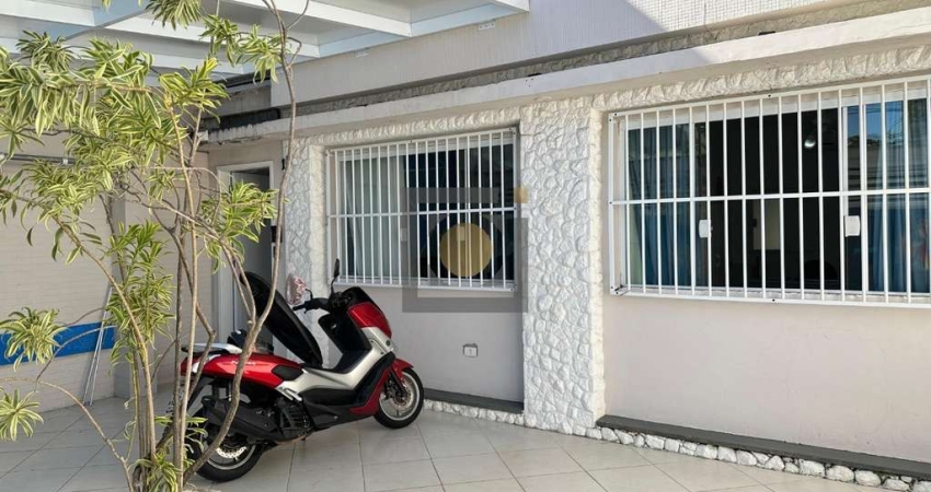 Casa Comercial à Venda na Ponta da Praia em Santos-SP: 4 Quartos, 3 Salas, 5 Banheiros e 231m²!