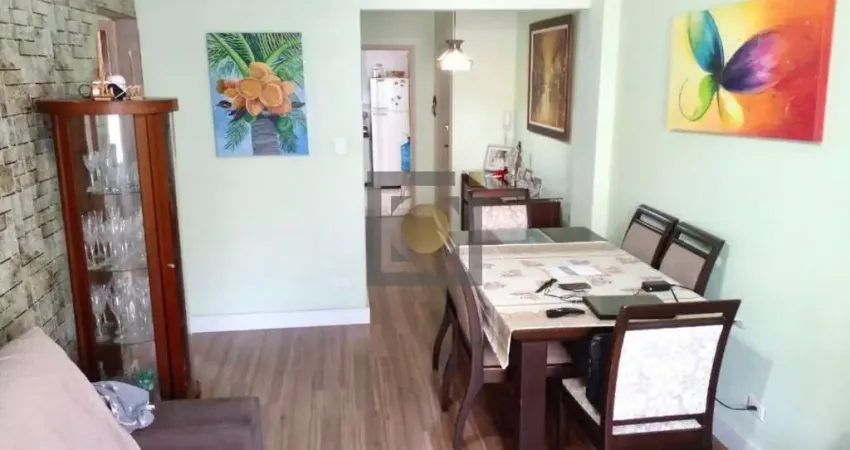 Apartamento à venda na Ponta da Praia, Santos-SP! 2 quartos, 1 sala, 2 banheiros, 1 vaga, 65m² de área.