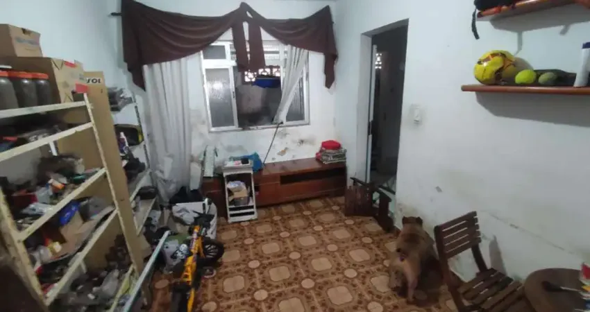 Casa à venda em Santos (Aparecida) – 2 quartos, Frente, 1 vaga, Financiamento