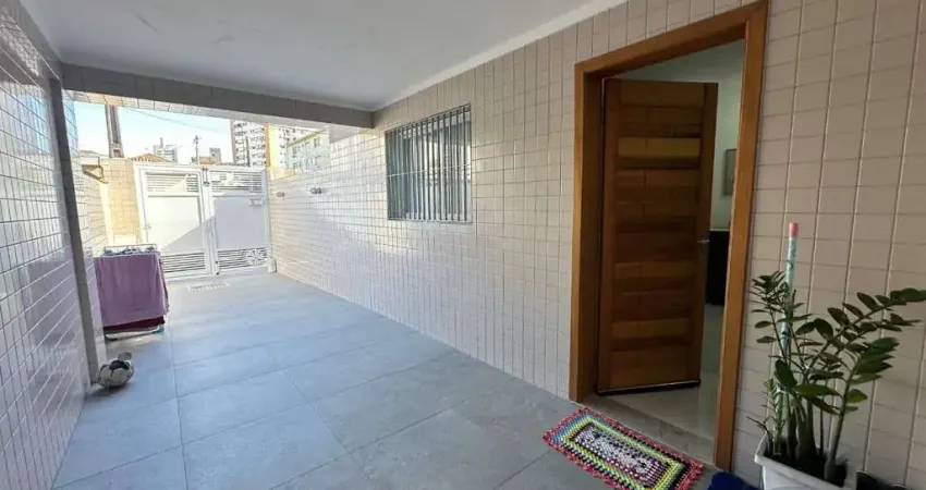 Casa à venda em Ponta da Praia, Santos – 3 quartos, 2 vagas, 300m² de área total