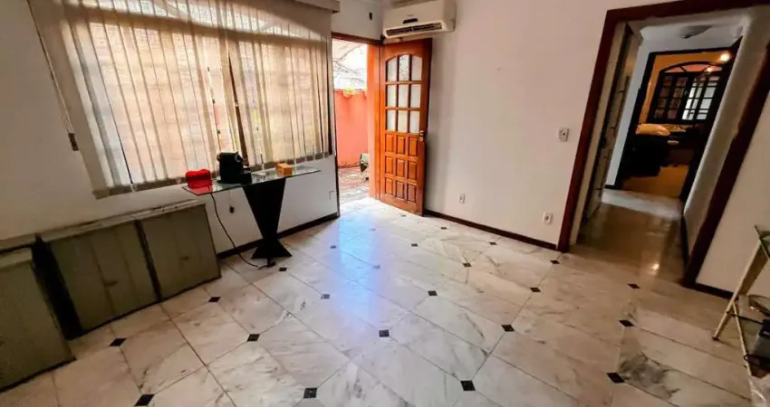 Casa Comercial à Venda em Boqueirão, Santos – 5 Quartos, 7 Vagas, Frente