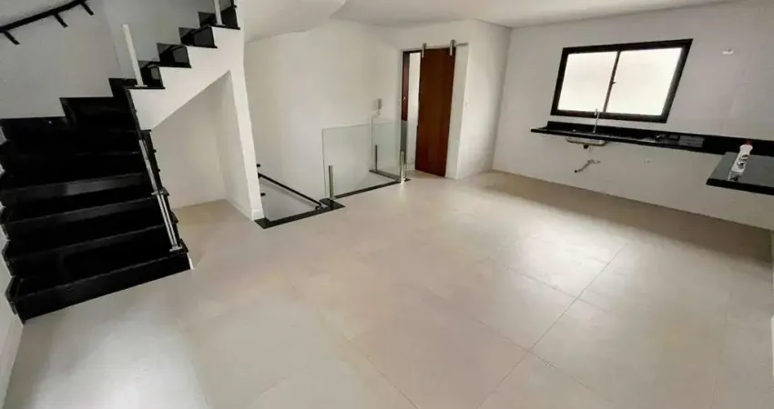 Casa Residencial com 2 Suítes em Ponta da Praia, Santos – Financiamento Aceito