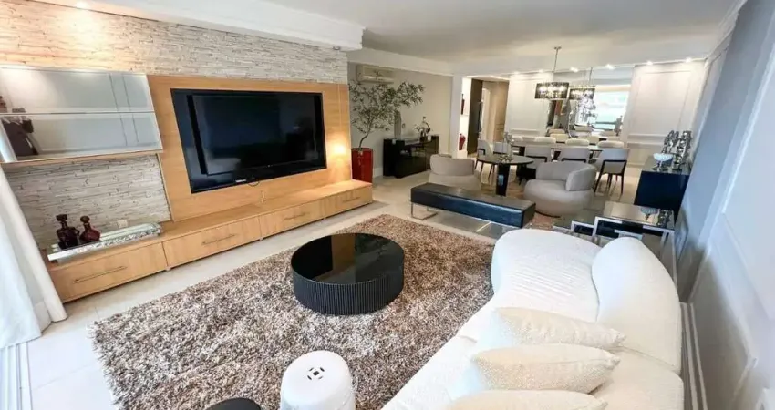 Apartamento de alto padrão em Santos (Aparecida) — 3 suítes, 3 vagas, frente, aceita financiamento