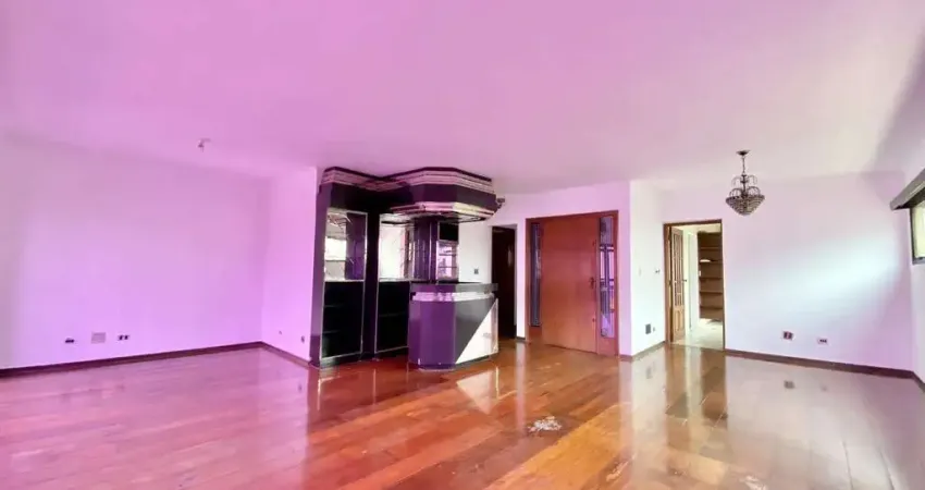 Apartamento 4 Dormitórios com 3 Vagas em Gonzaga, Santos - Frente, Aceita Financiamento