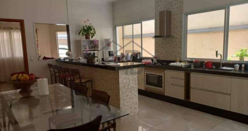 Imperdível oportunidade: Casa à venda em Salto-SP, Jardim Santa Marta III, 3 quartos, 2 suítes, 2 salas, 3 banheiros, 2 vagas, 161,00 m².