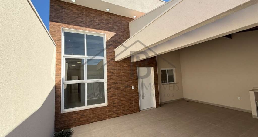 VENDE-SE CASA NO JARDIM VENEZA NA CIDADE DE INDAIATUBA SÃO PAULO , CASA COM 3 DORMITÓRIOS SENDO 1 SUÍTE , BAIRRO COM EXCELENTE LOCALIZAÇÃO NA CIDADE.