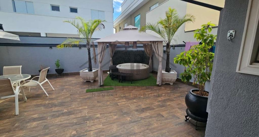 Excelente casa a venda no condominio GREEN VIEW VILLAGE - ITAICI INDAIATUBA! Terreno de 300 metros - 3 dormi 1 suíte e quintal amplo com ofurô.