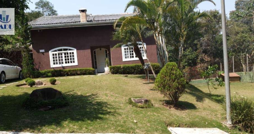 Casa Alto Padrão no Residencial Granja Caiapiá - Cotia