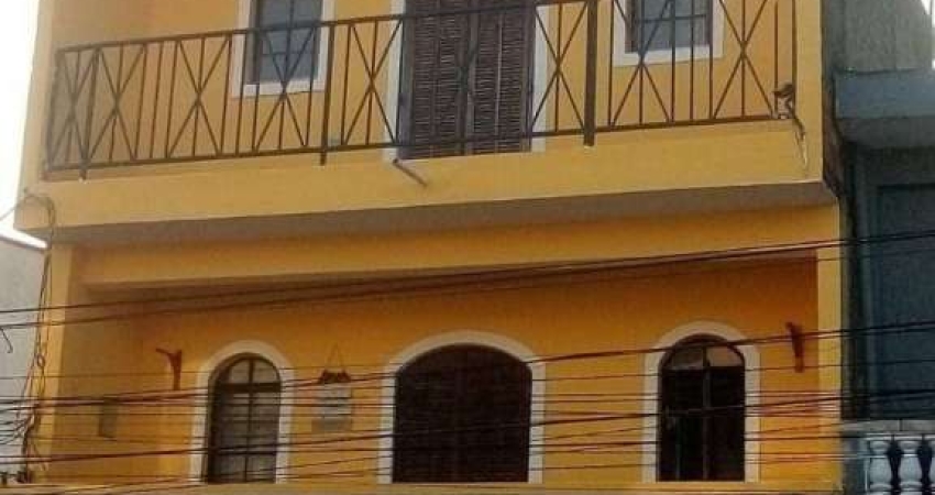 Casa para Investimento em Carapicuíba - Oportunidade
