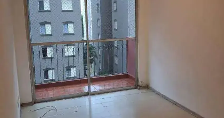 Apartamento no Condomínio Parque Residencial Ourives - Sp