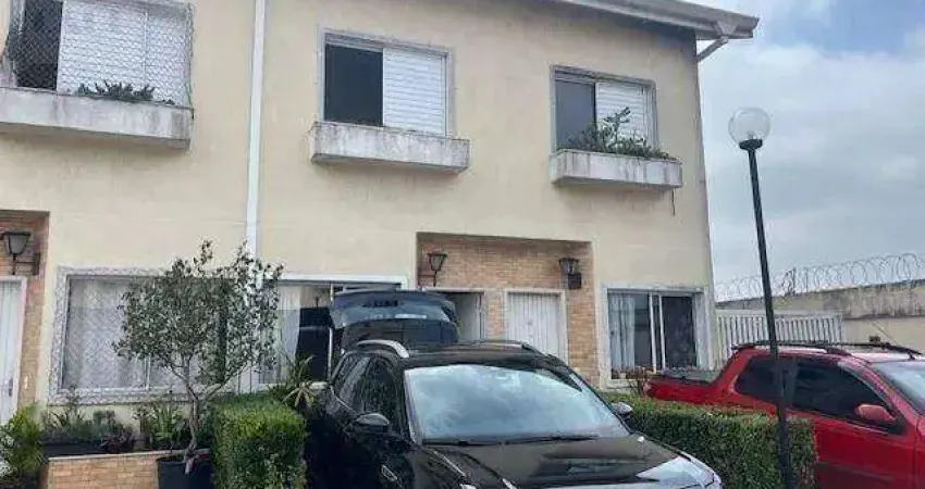 Excelente Casa no Condomínio Turiassu - Cotia