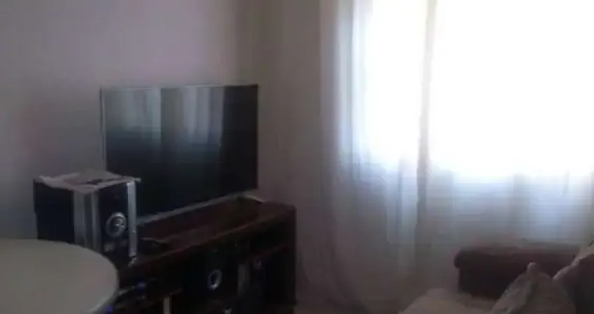Apartmento no Condominío Jardim Maria Sampaio - Taboão da Serra