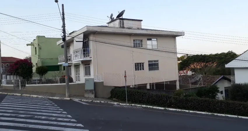 Apartamento térreo de um dormitório em aguas de lindóia ótima oportunidade.