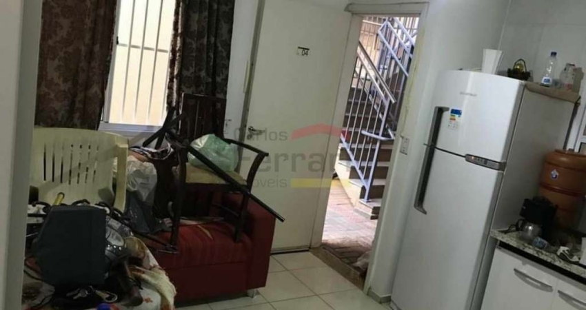 Apartamento  (térreo) 1 Dormitório  - Rua das Noivas - SP ( R São Caetano, )