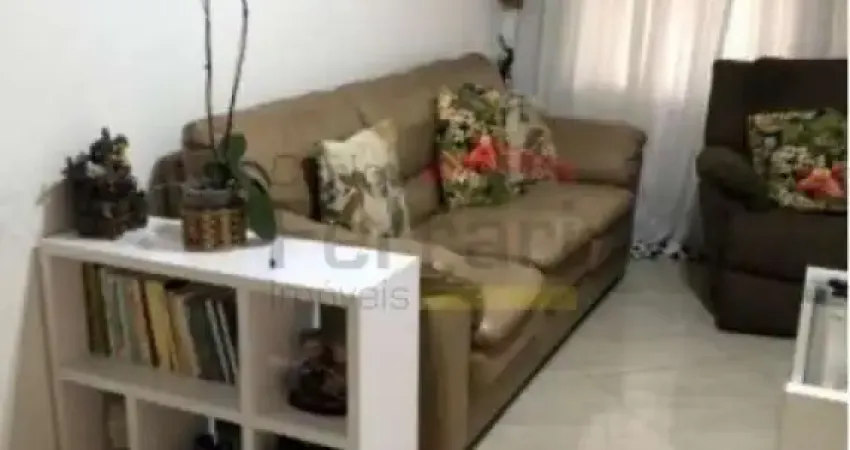 Sobrado á venda na Vila Ester - ZN - 3 dormitórios e duas vagas.