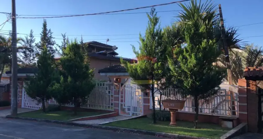 Casa de Condomínio Alpes da Cantareira